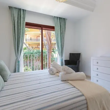 Apartment Apart Jardines De Don Carlos